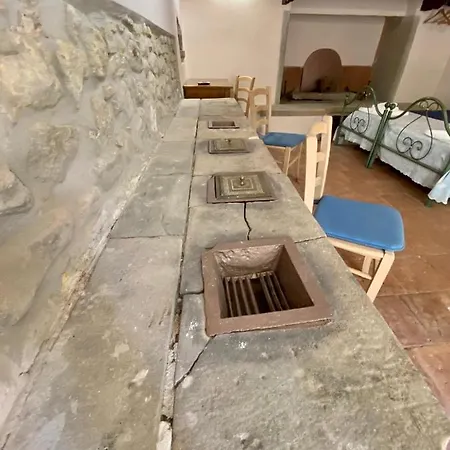 Loft Moorings Barga