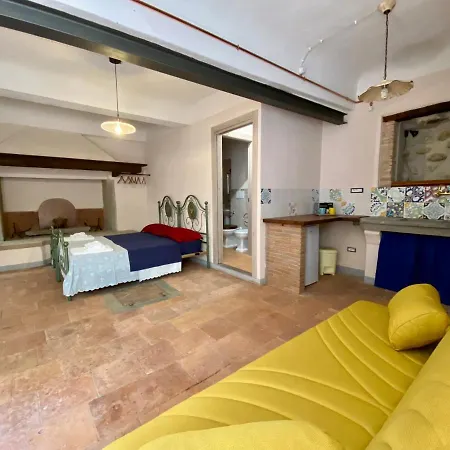 Loft Moorings Barga