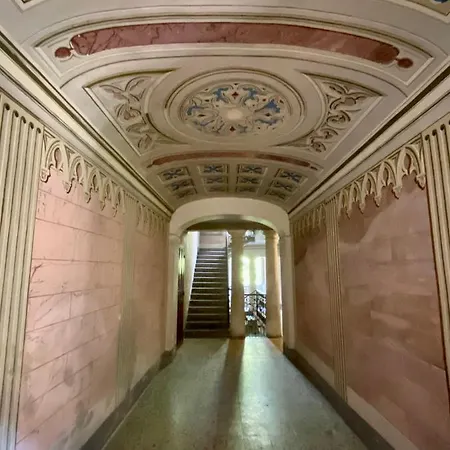 Loft Moorings 3* 바르가