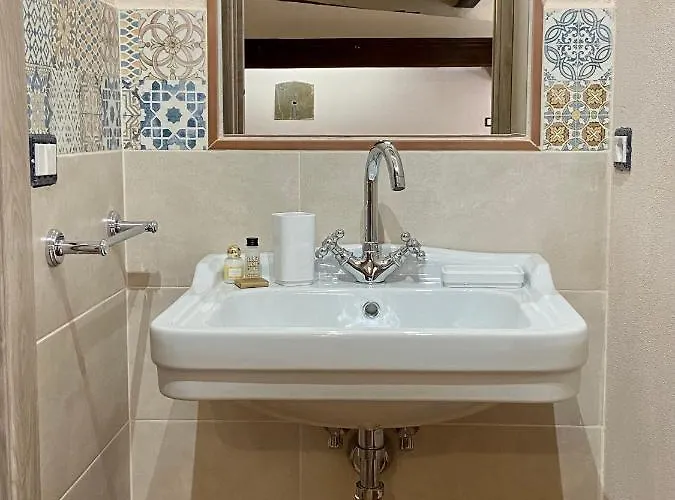 Loft Moorings B&B 바르가