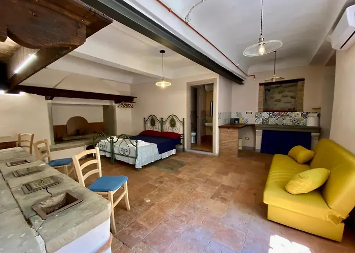 Loft Moorings B&B 3*