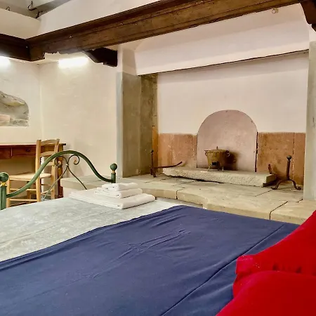 Bed & Breakfast Loft Moorings Barga